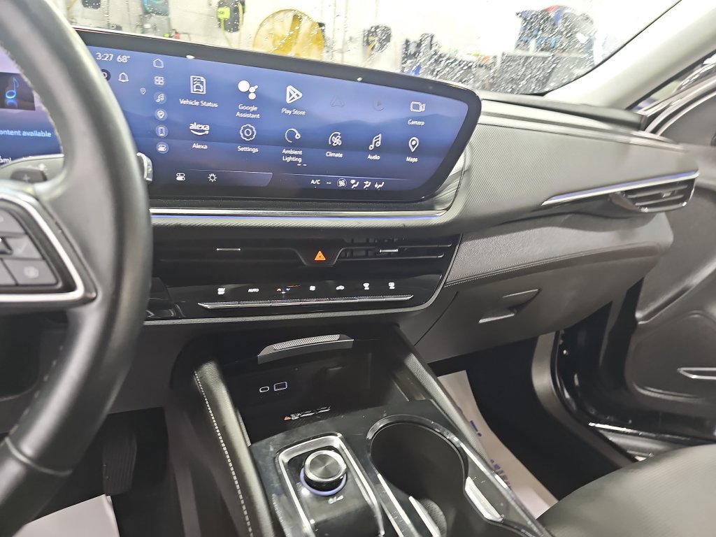 Used 2024 Buick Envision Preferred AWD/4WD image 23