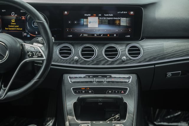 Certified 2022 Mercedes-Benz E 350 4MATIC Sedan image 21