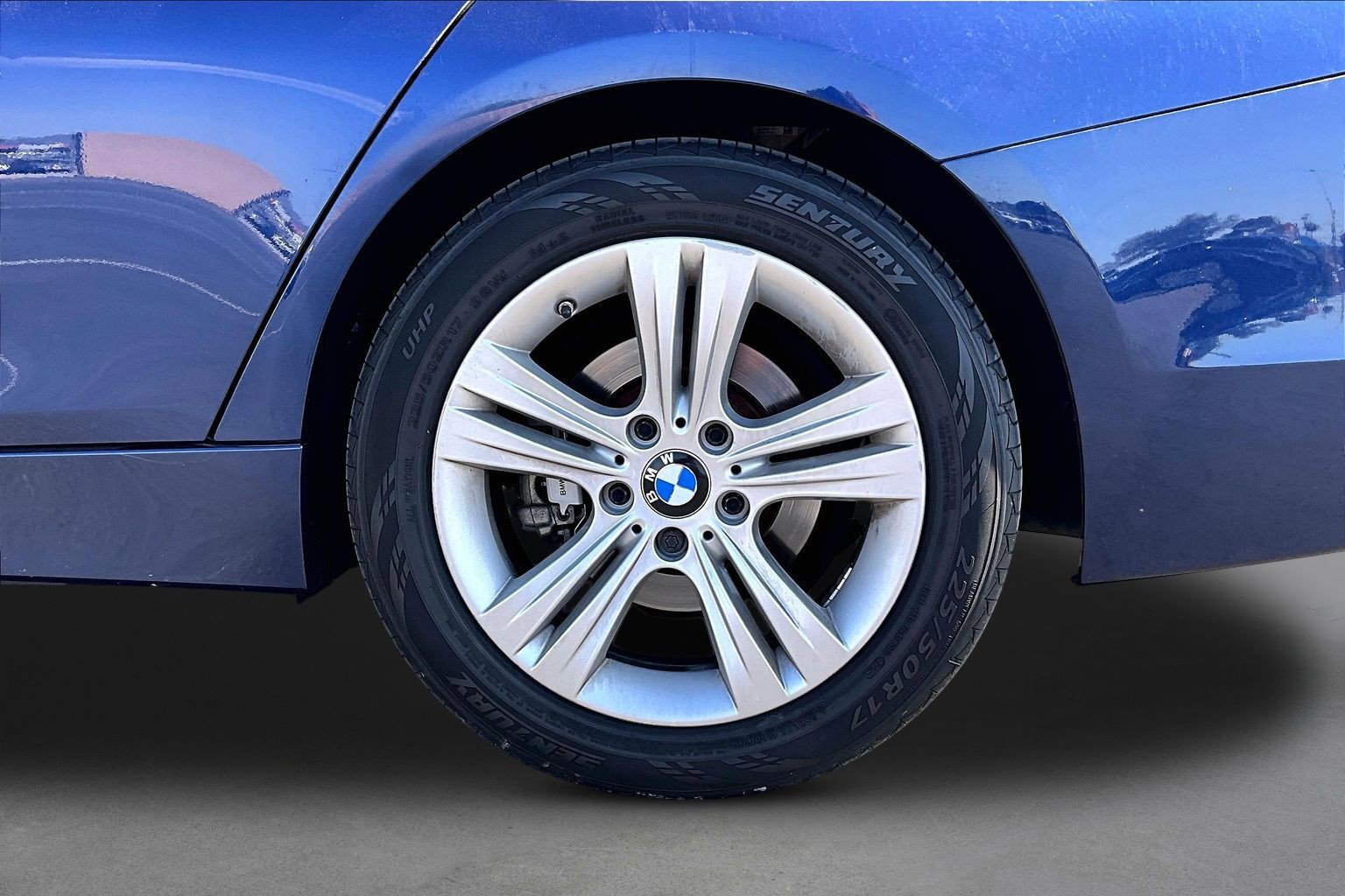 Used 2016 BMW 328i Sedan RWD image 8