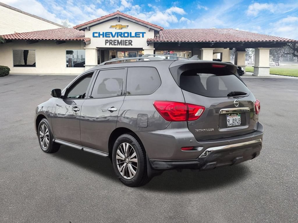 Used 2019 Nissan Pathfinder S FWD image 6