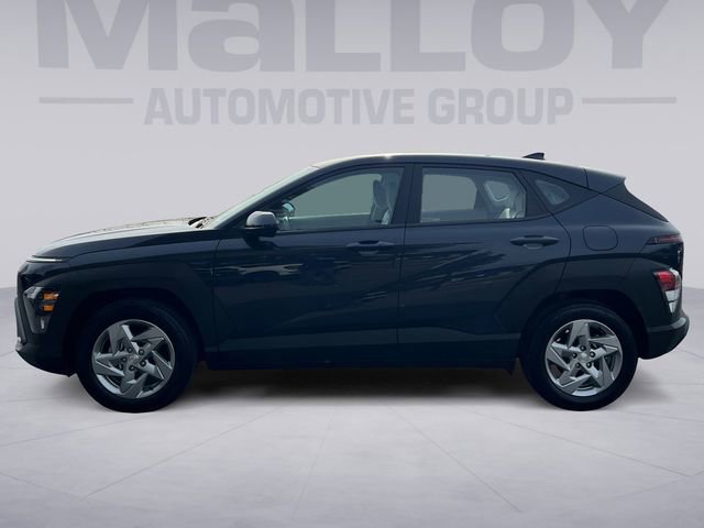 Used 2025 Hyundai Kona SE video 2