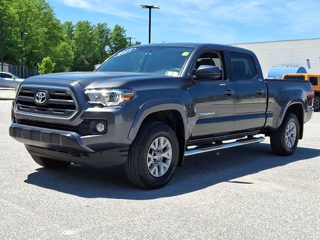 Used 2017 Toyota Tacoma SR5 w/ Tow Package AWD/4WD image 6
