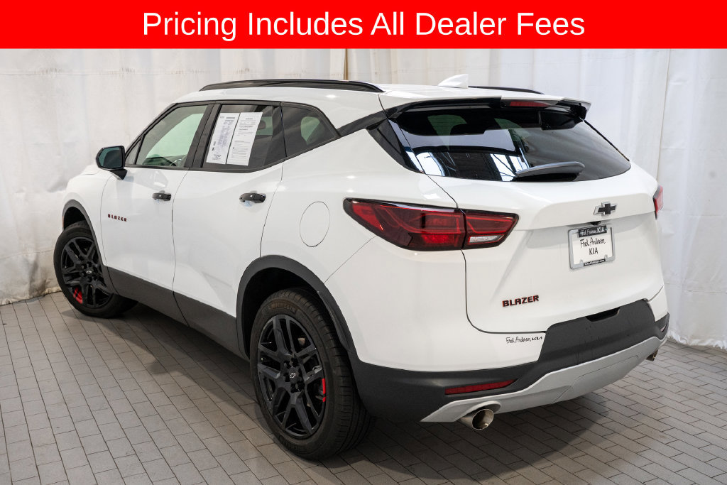 Used 2023 Chevrolet Blazer LT w/ Convenience Package FWD image 3