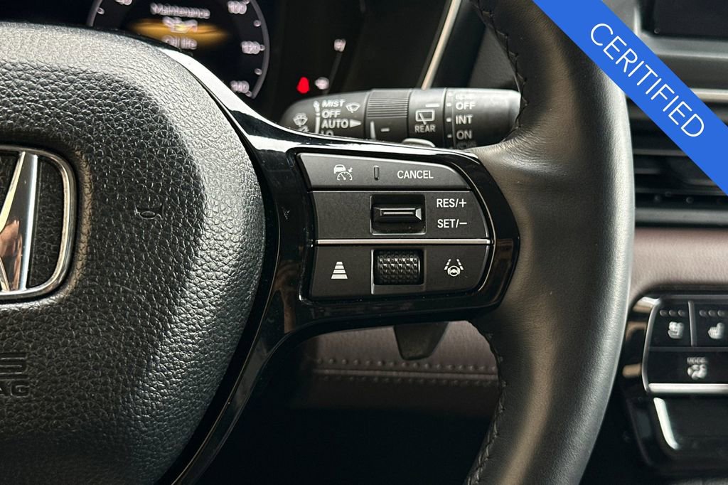 Certified 2023 Honda Pilot Elite image 31