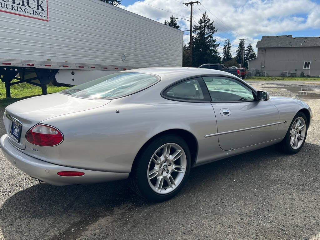 Used 2001 Jaguar XK8 Coupe RWD image 39