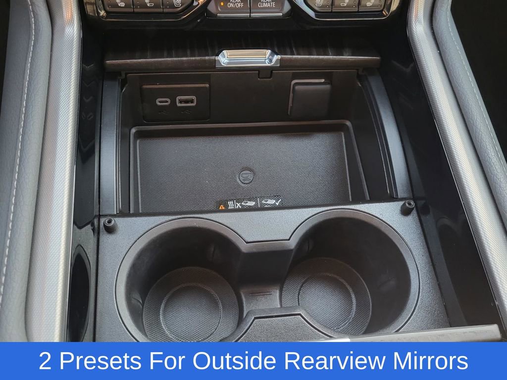 Used 2023 GMC Yukon Denali image 31