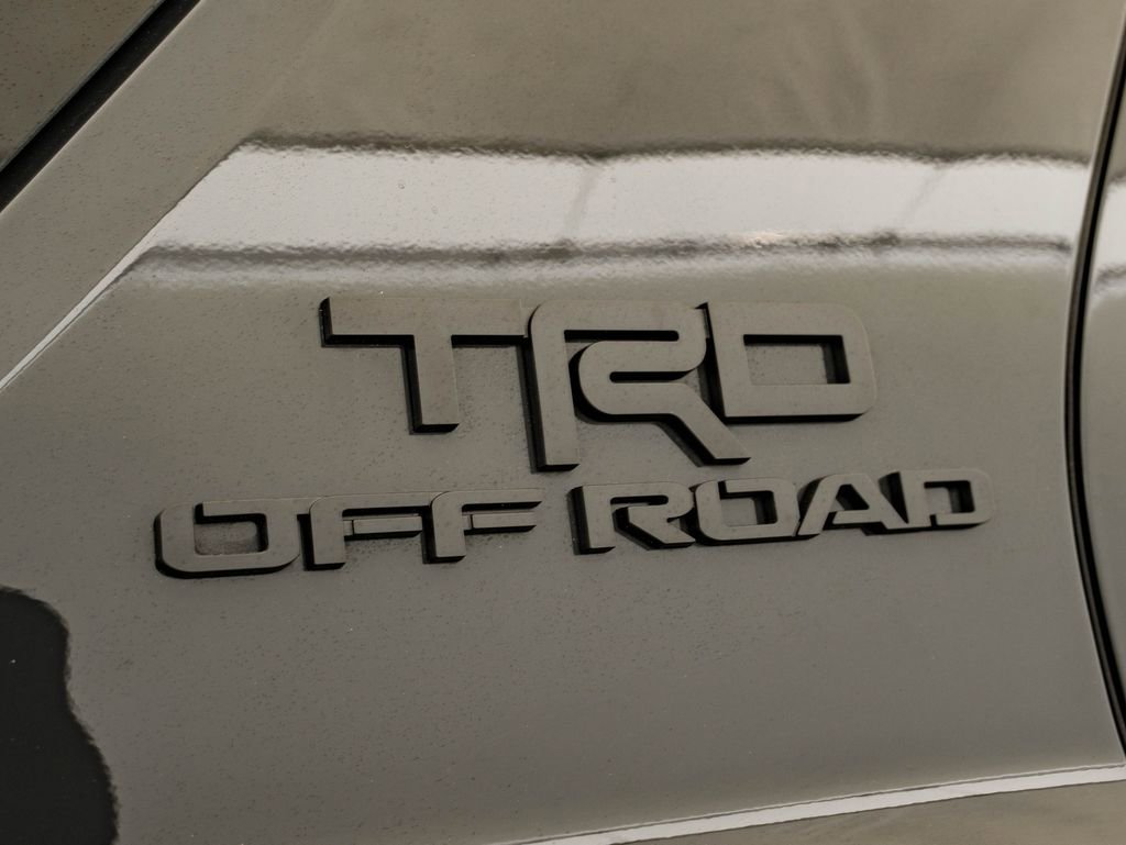Used 2025 Toyota 4Runner TRD Off-Road Premium w/ Tow Technology Package AWD/4WD image 18