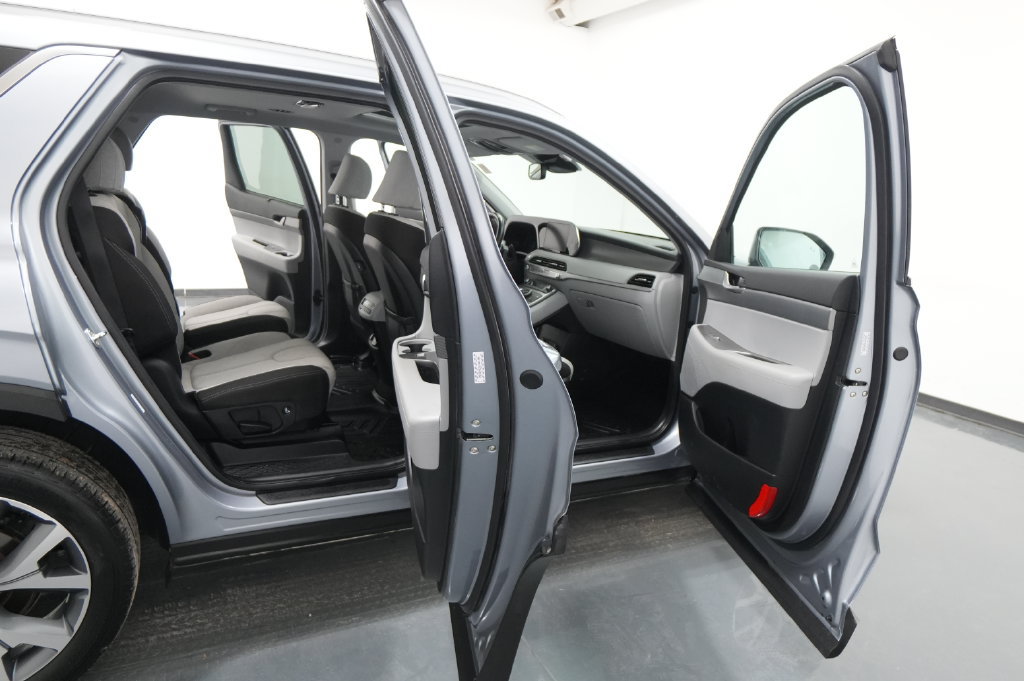 Used 2020 Hyundai Palisade SEL w/ Convenience Package FWD image 32