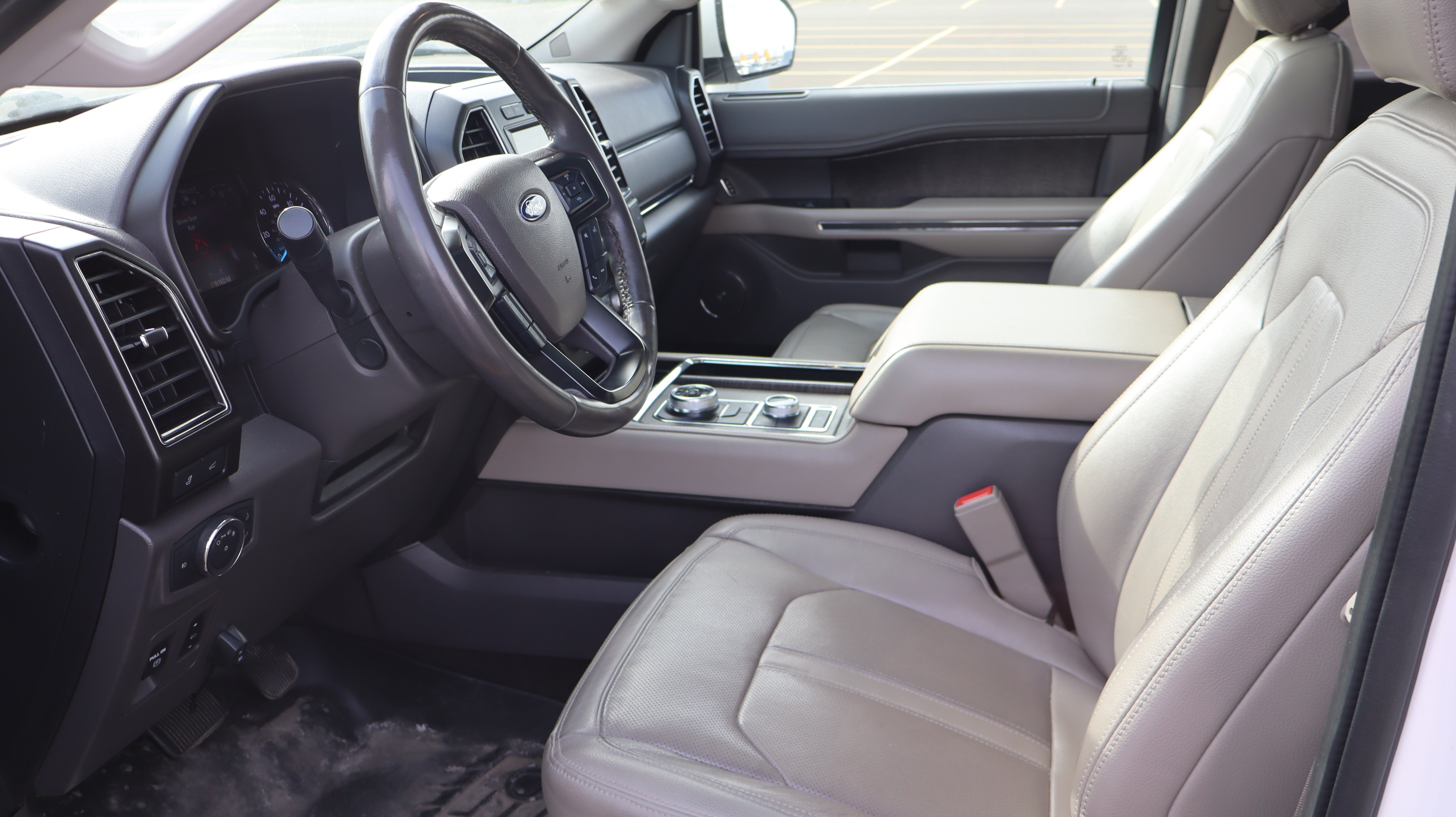 Used 2019 Ford Expedition Max Limited w/ Equipment Group 301A AWD/4WD image 7