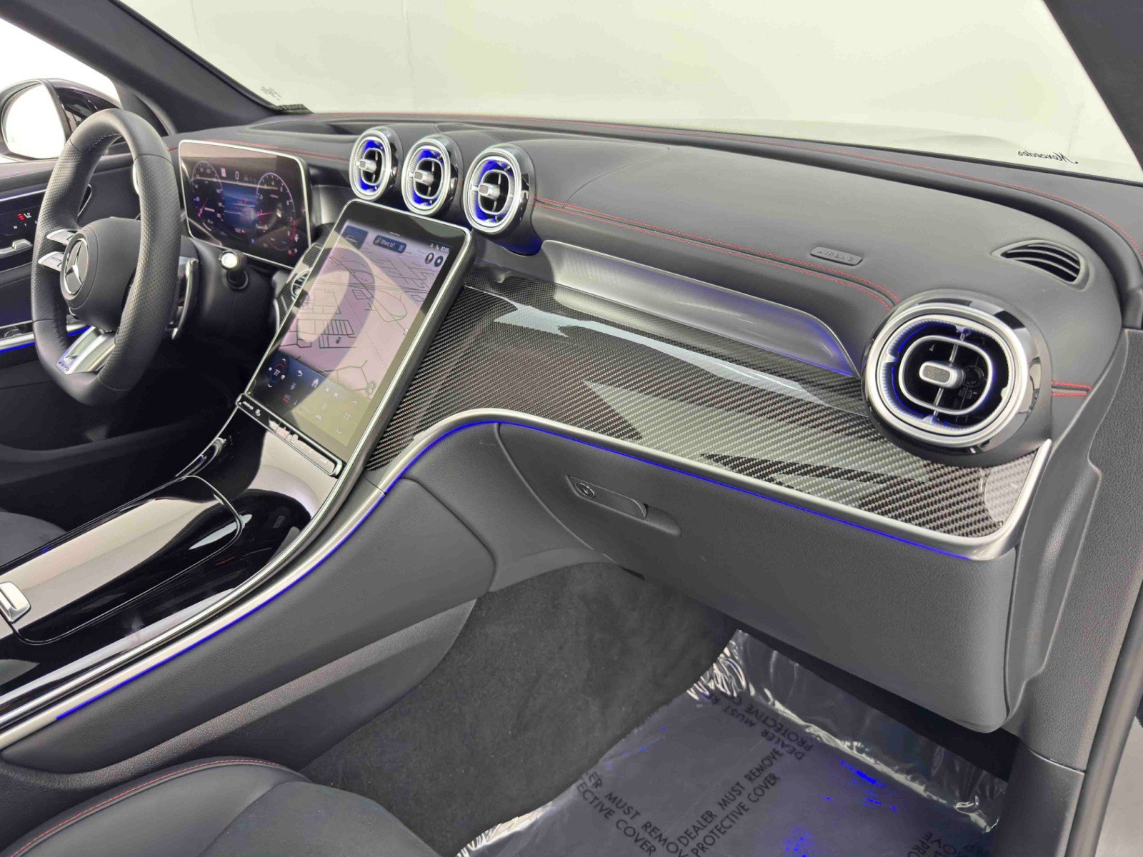 Used 2024 Mercedes-Benz GLC 43 AMG 4MATIC image 15