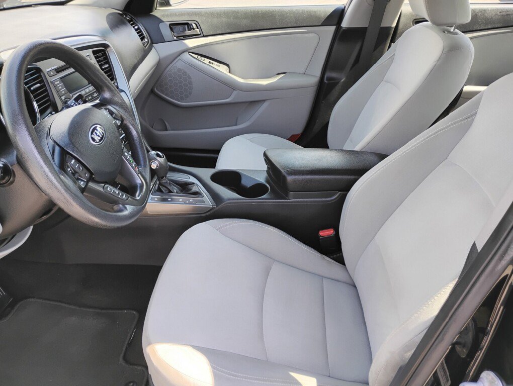 Used 2013 Kia Optima LX w/ Convenience Pkg FWD image 9