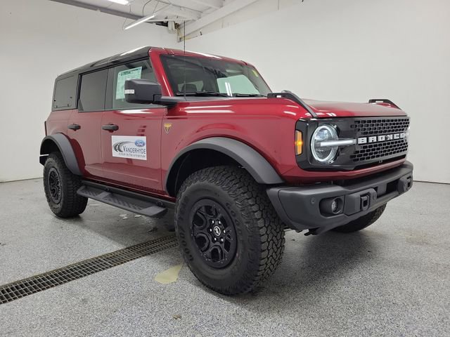 New 2025 Ford Bronco Badlands image 2