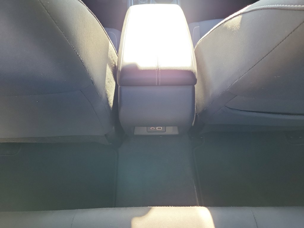 Used 2025 Nissan Altima 2.5 SV FWD image 15