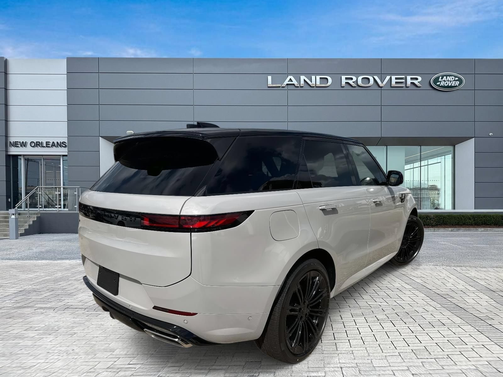 New 2026 Land Rover Range Rover Sport Dynamic SE AWD/4WD image 5