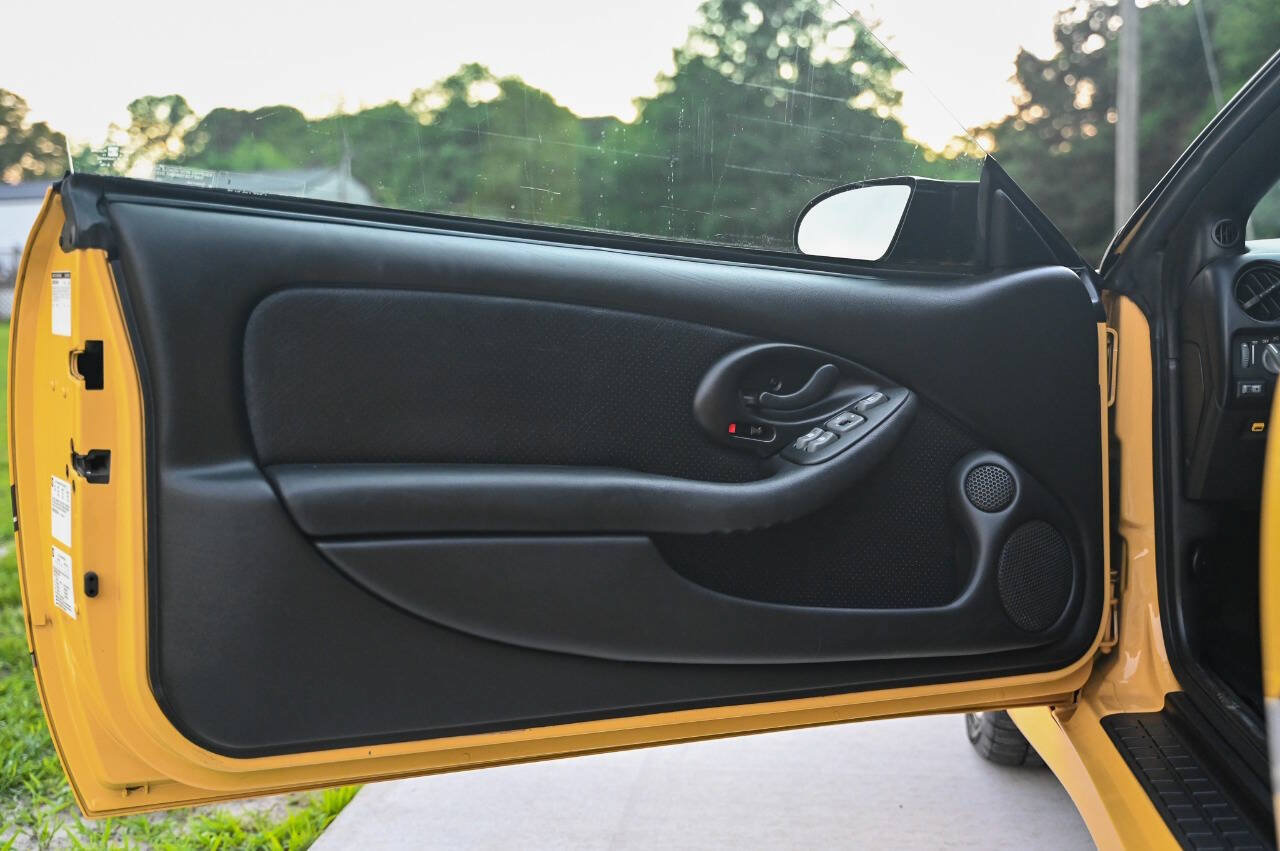 Used 2002 Pontiac Firebird Trans Am RWD image 80