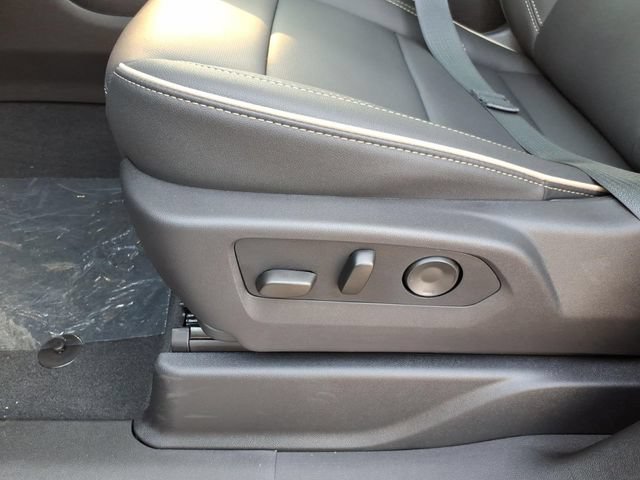 New 2026 GMC Yukon XL Elevation w/ Elevation Premium Package AWD/4WD image 14
