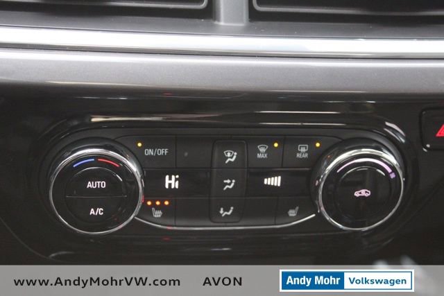 Used 2025 Chevrolet Trax ACTIV w/ Sunroof Package image 34