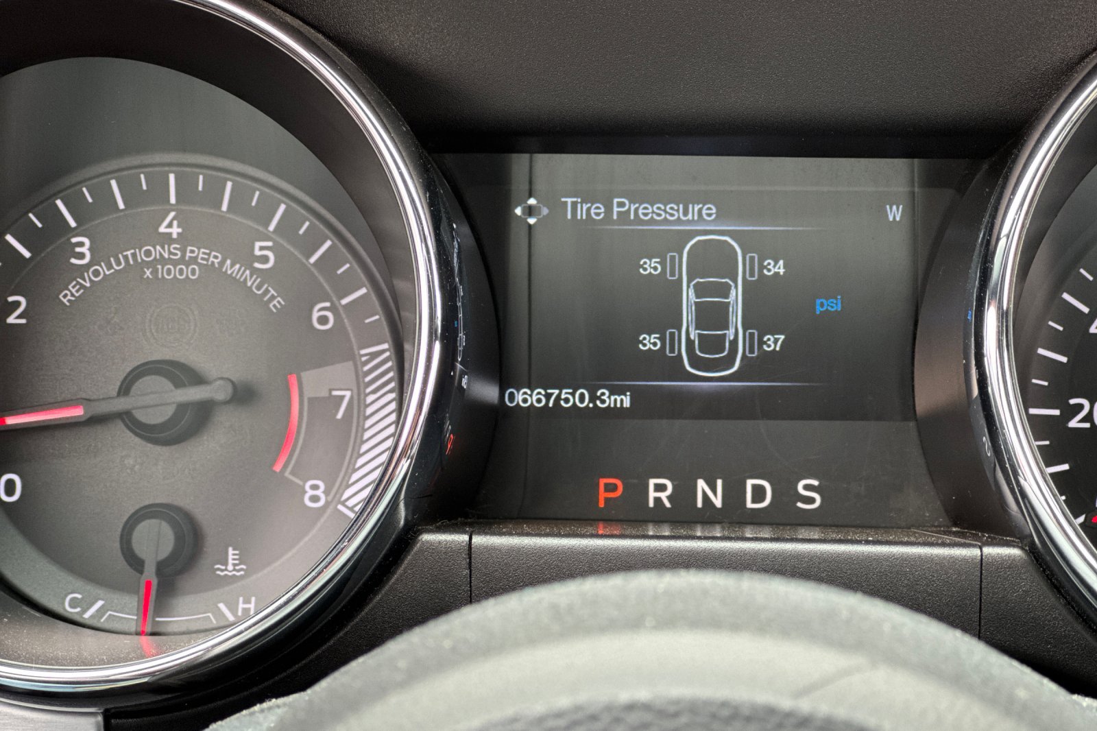 Used 2015 Ford Mustang Premium RWD image 40