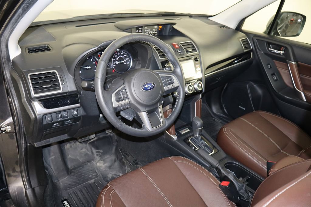 Used 2017 Subaru Forester 2.5i Touring AWD/4WD image 25