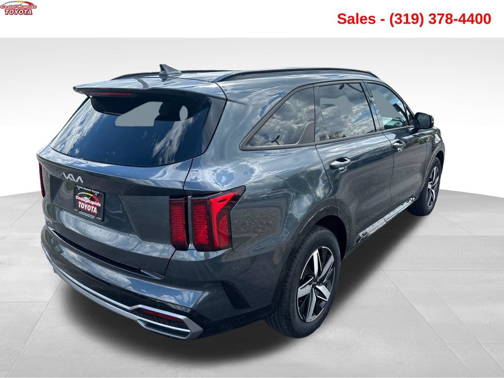 Used 2023 Kia Sorento EX w/ Panoramic Sunroof Package FWD image 5