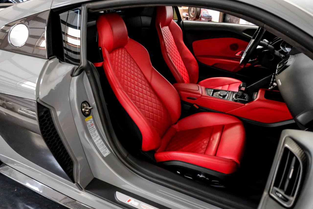 Used 2017 Audi R8 V10 image 28