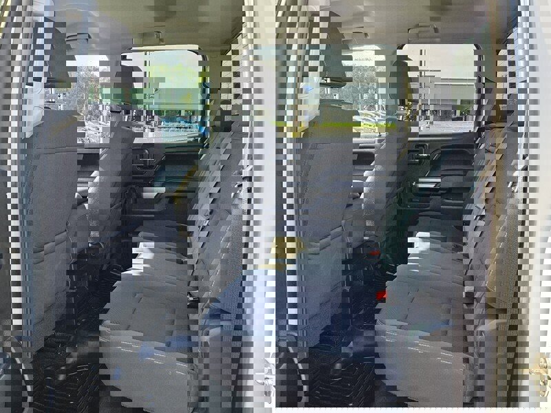 Used 2018 Chevrolet Silverado 1500 LT w/ All Star Edition AWD/4WD image 6