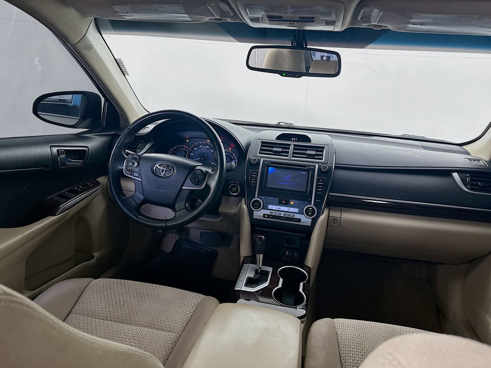 Used 2014 Toyota Camry XLE FWD image 22
