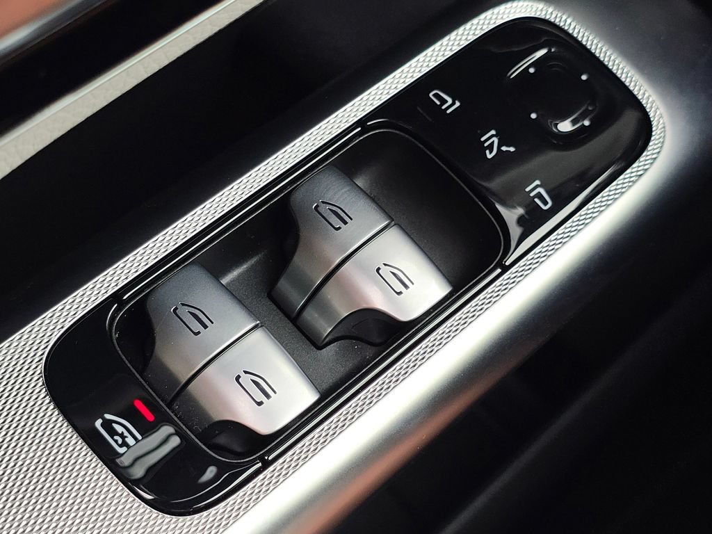Certified 2026 Mercedes-Benz GLC 300 4MATIC image 28
