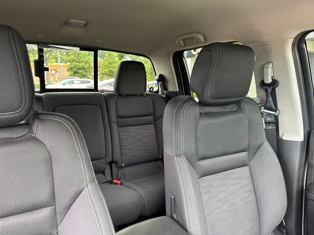 Used 2024 Nissan Frontier SV w/ SV Convenience Package RWD image 12