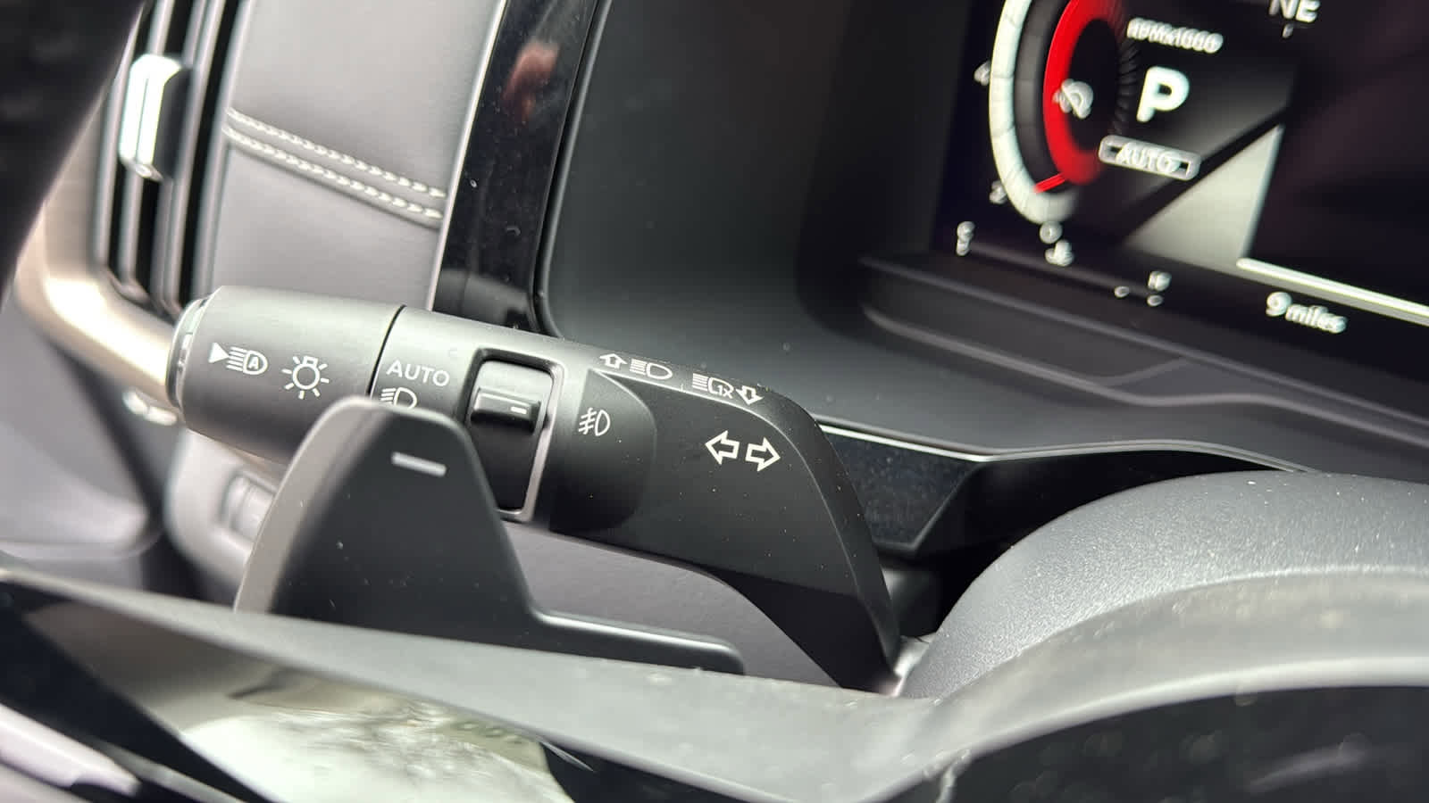 New 2025 Nissan Pathfinder Platinum w/ Cargo Package image 32