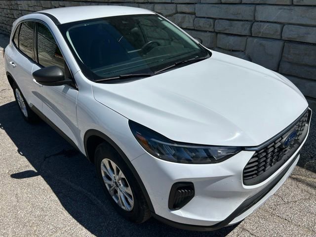 Used 2023 Ford Escape Active AWD/4WD image 7