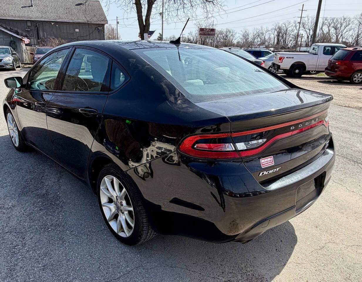 Used 2013 Dodge Dart SXT w/ Popular Equipment Group FWD image 9