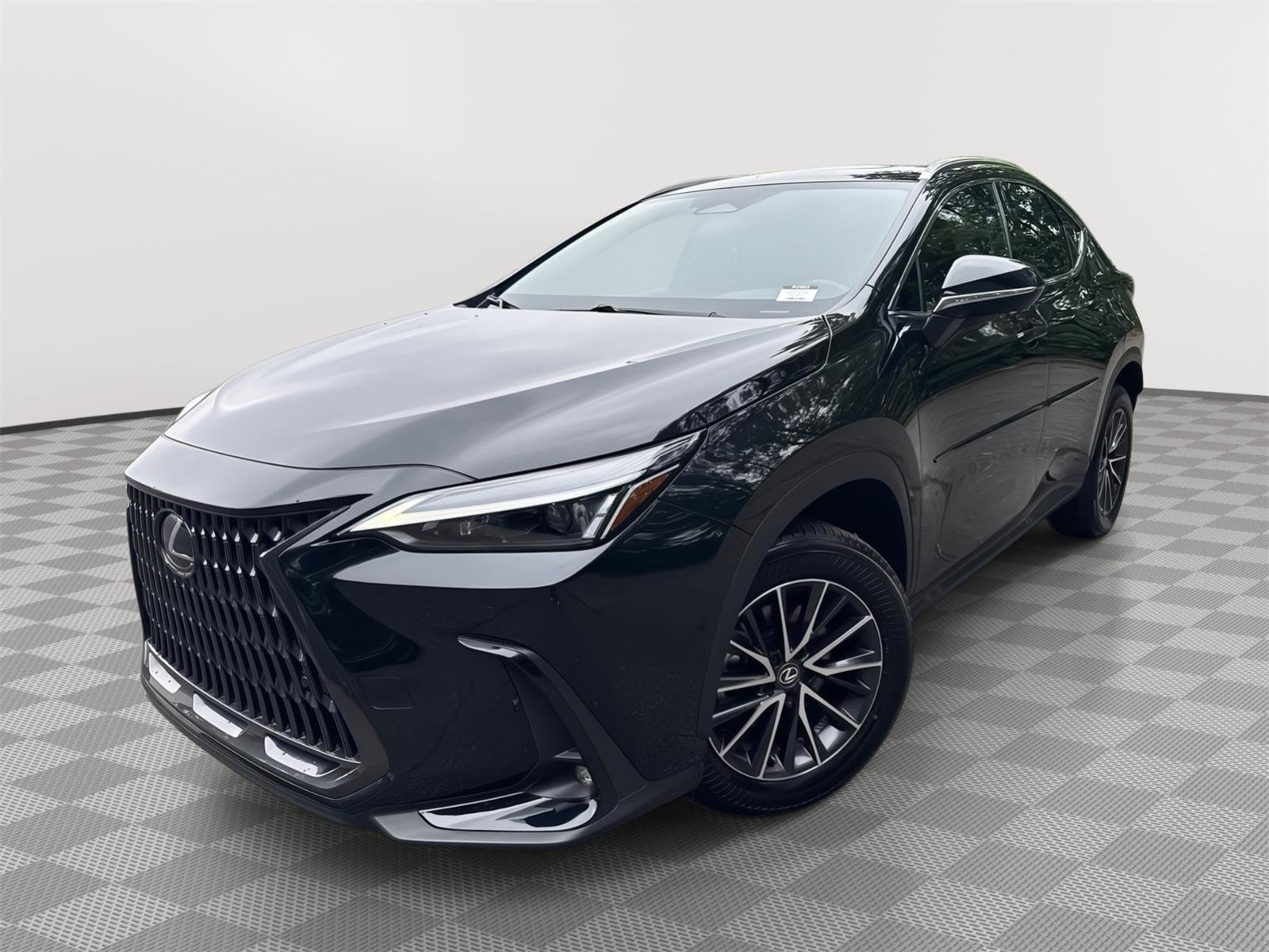 Used 2025 Lexus NX 250 FWD w/ Towing Package (2000 Lbs) image 2