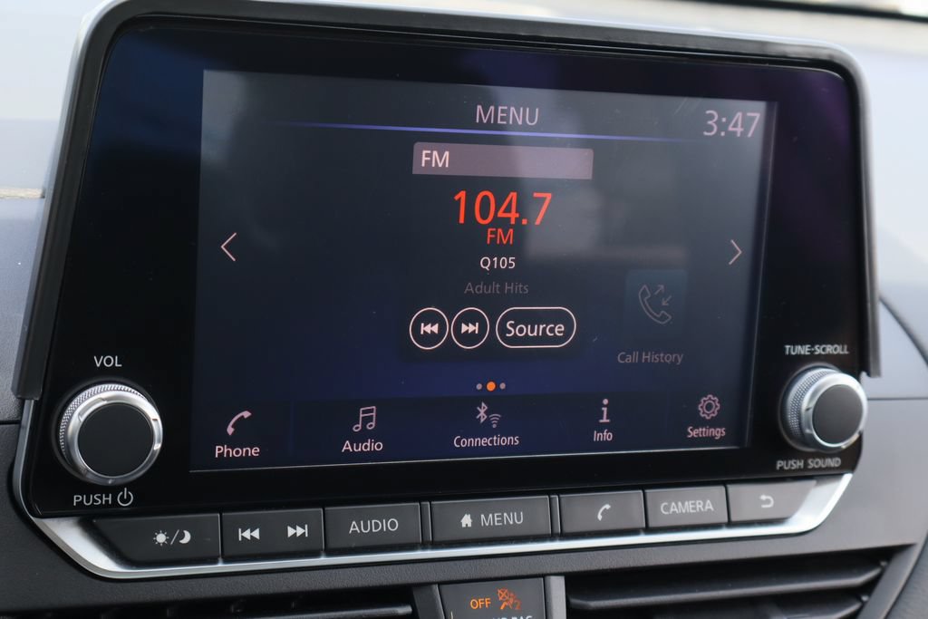 Used 2022 Nissan Altima 2.5 SV FWD image 15
