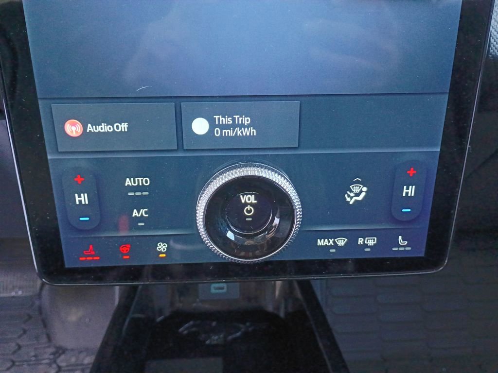 Used 2021 Ford Mustang Mach-E Premium image 18