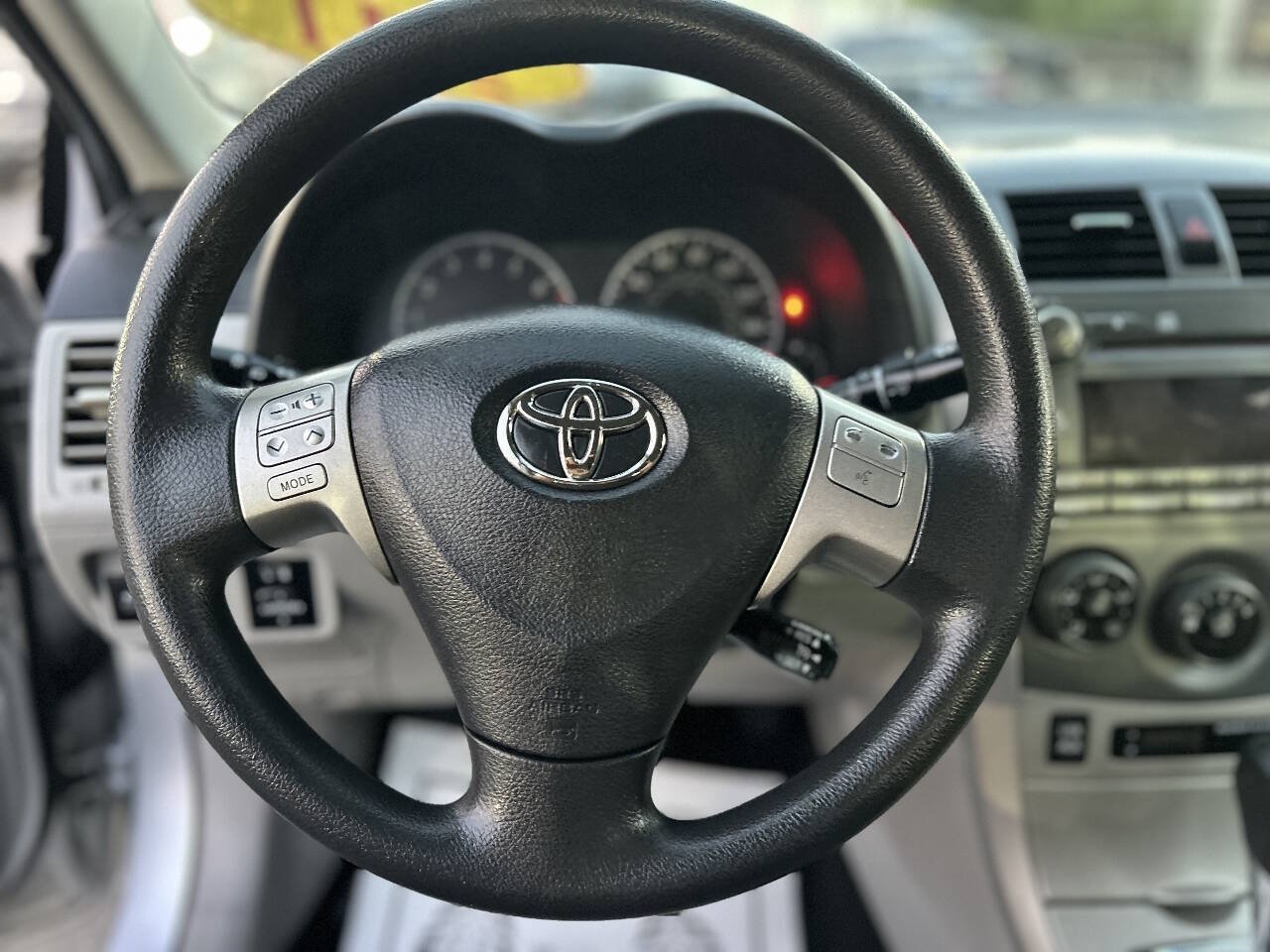 Used 2011 Toyota Corolla LE FWD image 10