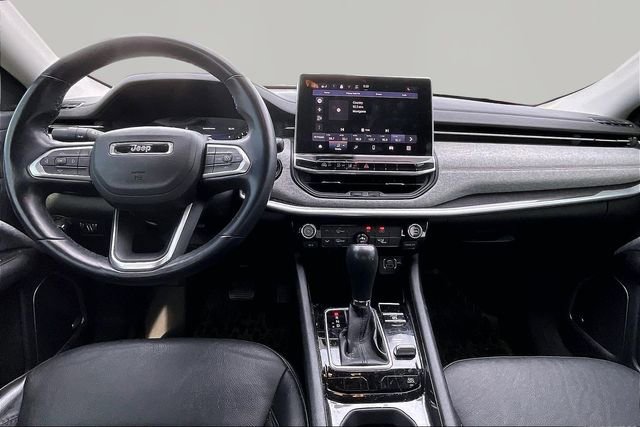 Used 2022 Jeep Compass Latitude w/ Sun and Sound Group image 7