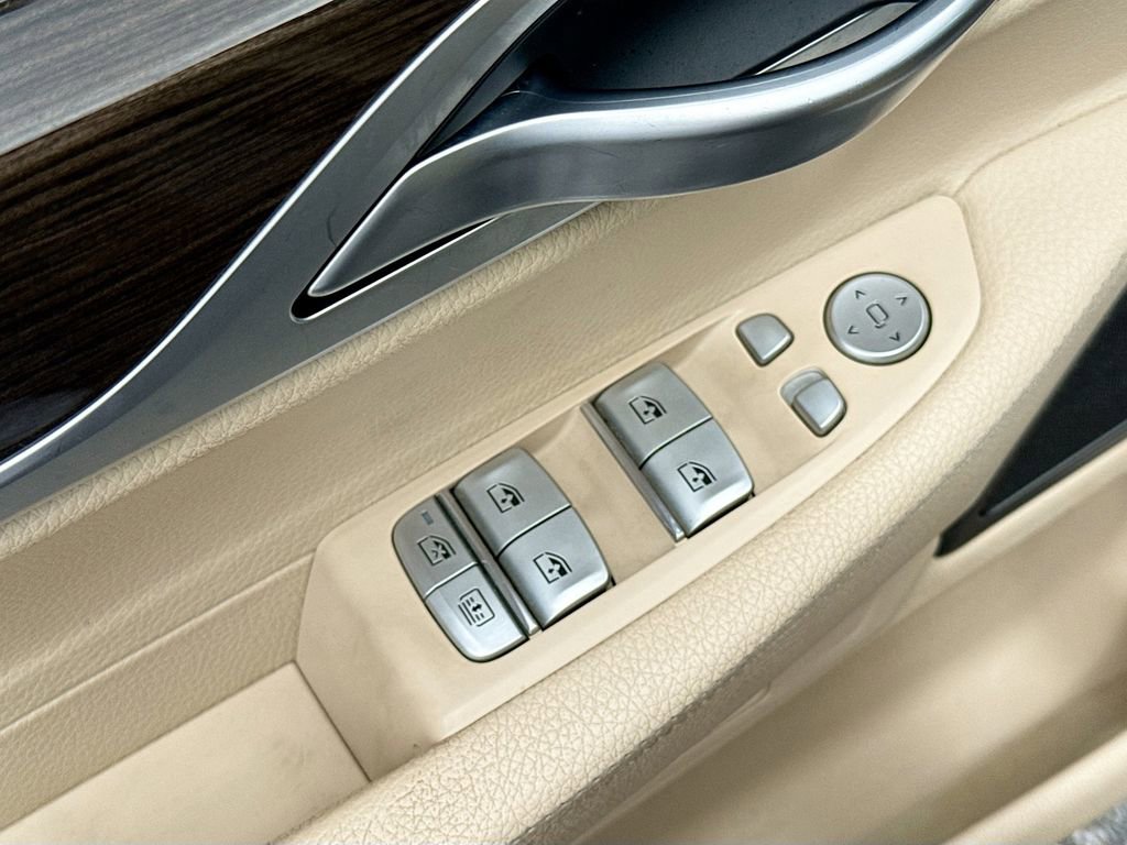 Used 2020 BMW 740i w/ Cold Weather Package RWD image 19