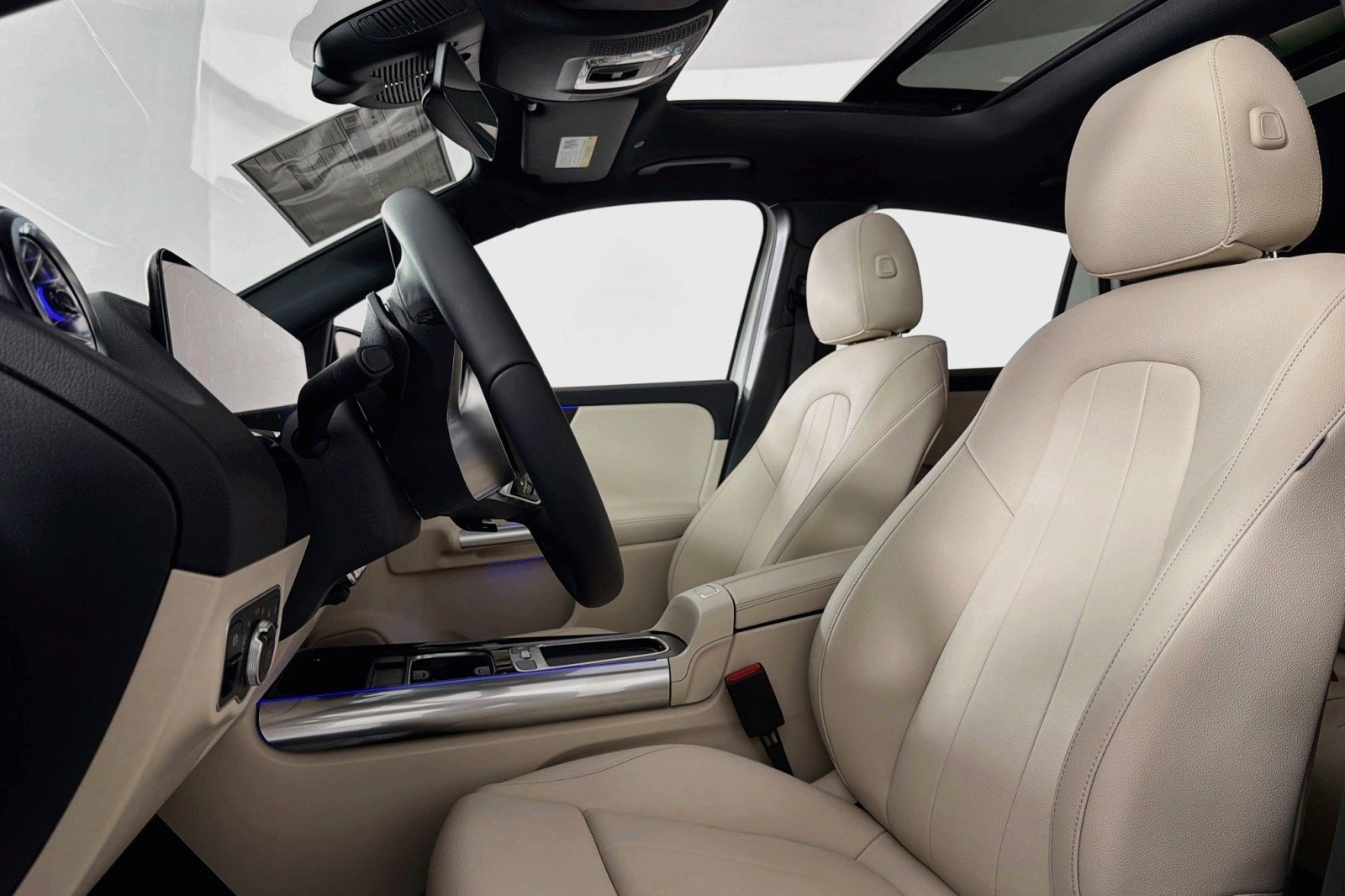 New 2026 Mercedes-Benz GLA 250 image 16