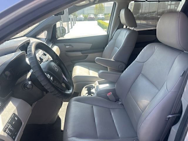 Used 2015 Honda Odyssey Touring image 8