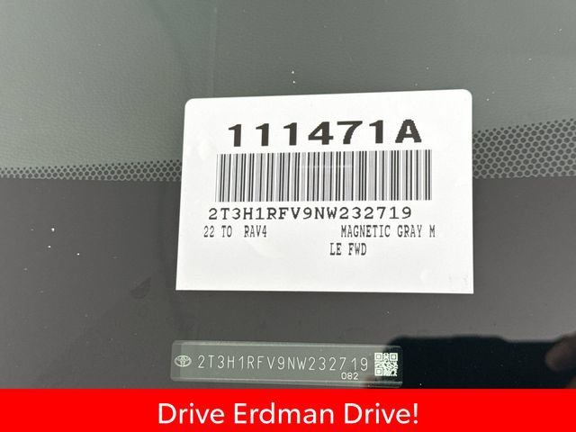 Used 2022 Toyota RAV4 LE FWD image 30