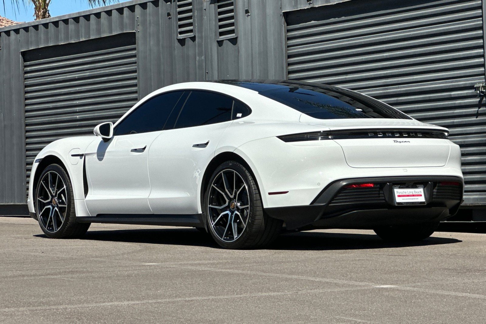 Certified 2023 Porsche Taycan w/ Premium Package RWD image 3