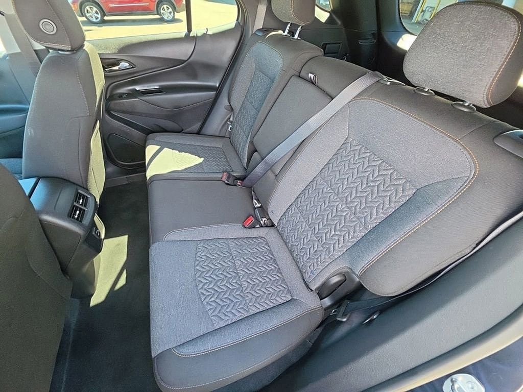 Used 2024 Chevrolet Equinox LT AWD/4WD image 26