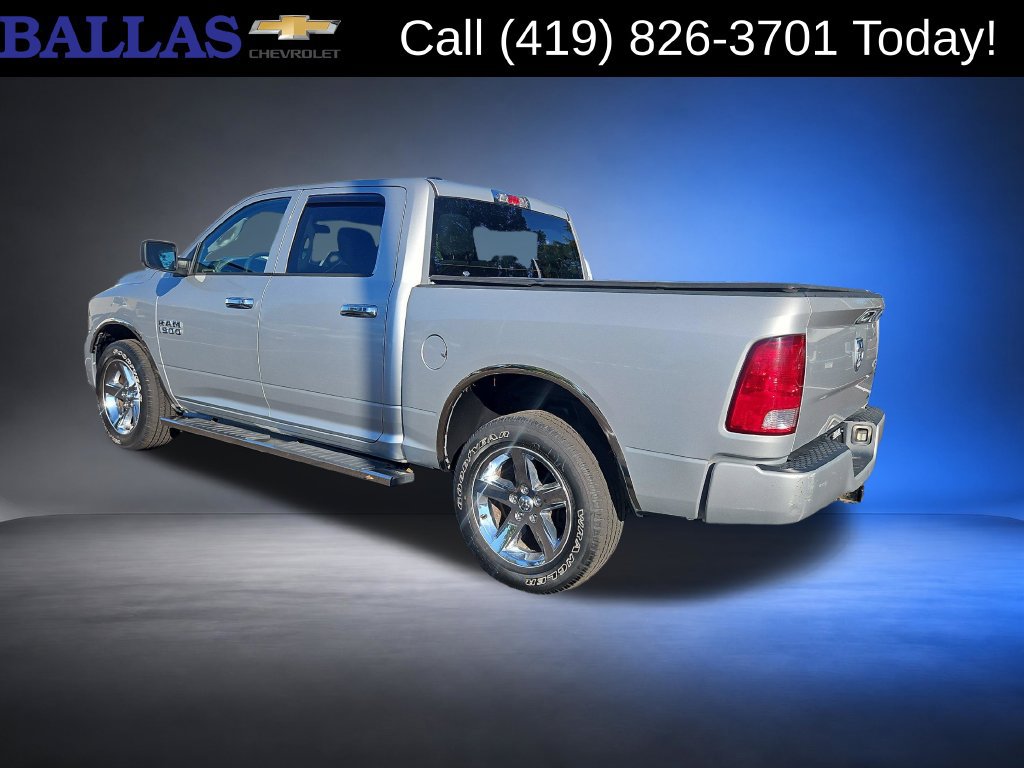 Used 2018 RAM 1500 Express w/ Express Value Package AWD/4WD image 3