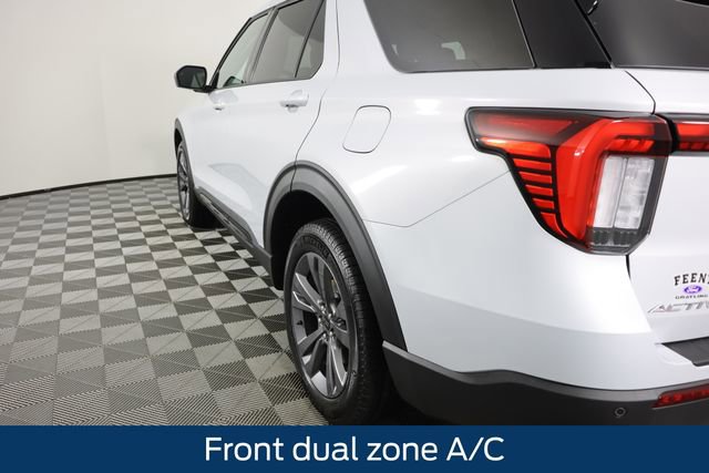 New 2026 Ford Explorer Active w/ Active Comfort Package image 17