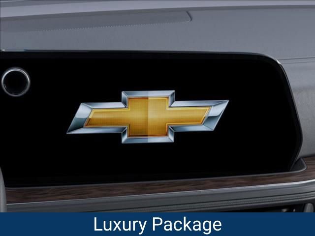 New 2026 Chevrolet Suburban LT image 23