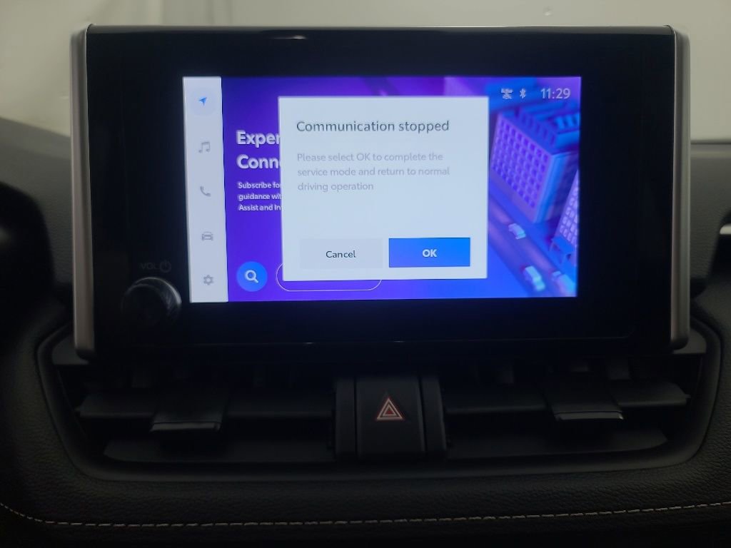 Used 2025 Toyota RAV4 XLE AWD/4WD image 34