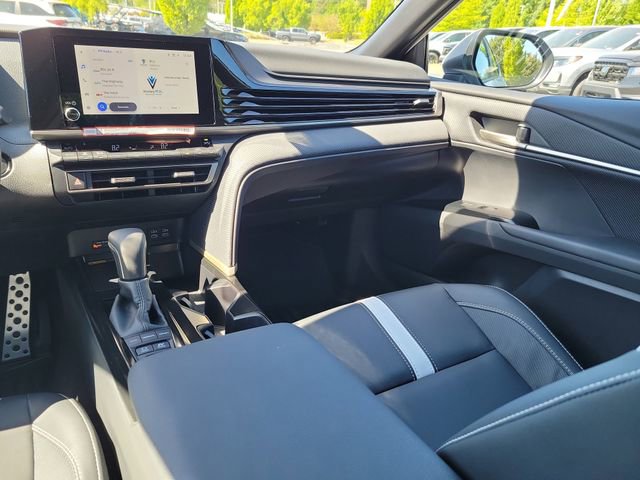 Used 2026 Toyota Camry SE FWD image 10