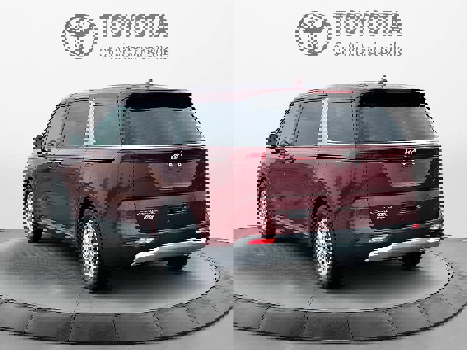 Used 2022 Kia Carnival LX image 4