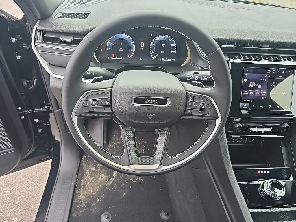 New 2025 Jeep Grand Cherokee Laredo X image 23